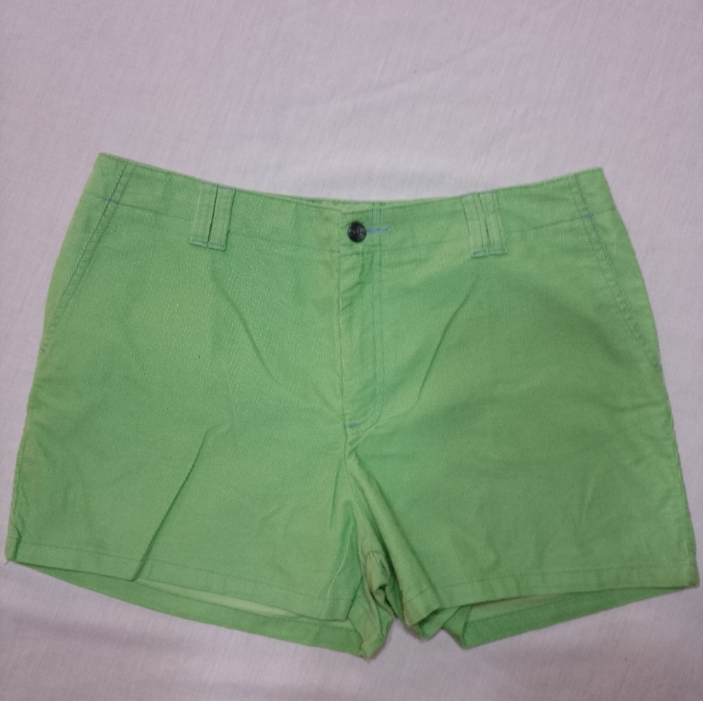 Vibrant Green Casual Bermudas
